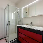 - Le 10 Апартаменты *