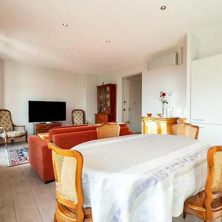 - Le 10 Appartement